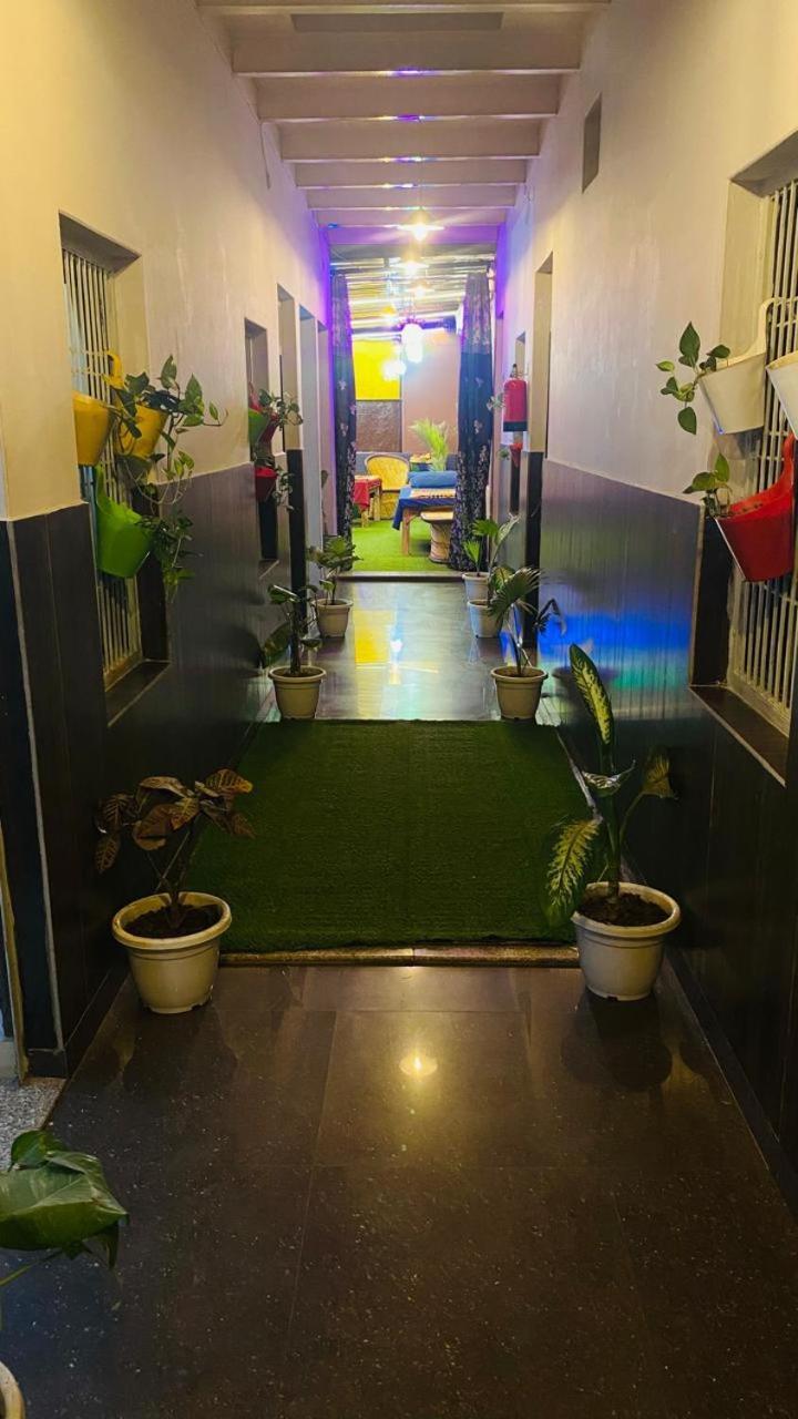 Ram Paying Guest House & Hostel Near By Krishna Janmabhoomi มถุรา ภายนอก รูปภาพ